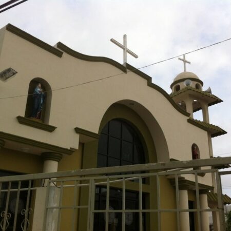 Parroquia La Santa Cruz (Guadalupe)