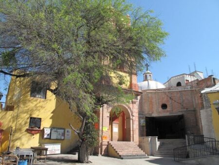 Parroquia María Madre de la Iglesia (Querétaro)