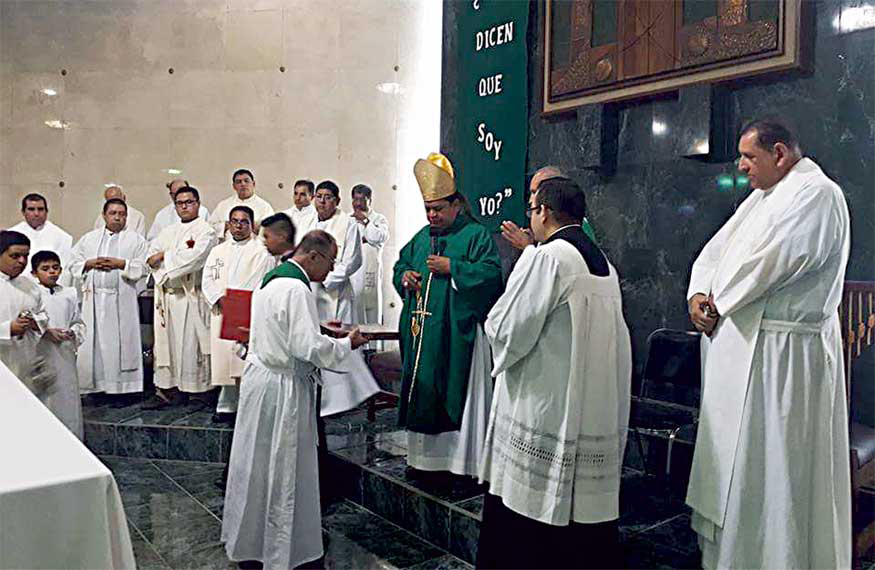 parroquia-nuestra-senora-de-la-encarnacion-nuevo-laredo