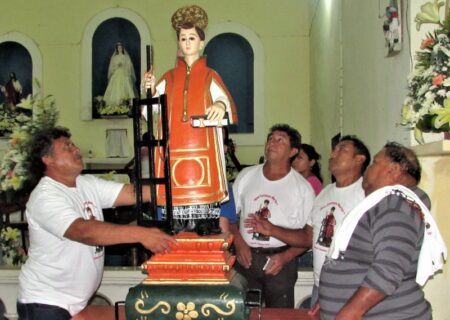 Parroquia San Lorenzo Mártir (Yobaín)