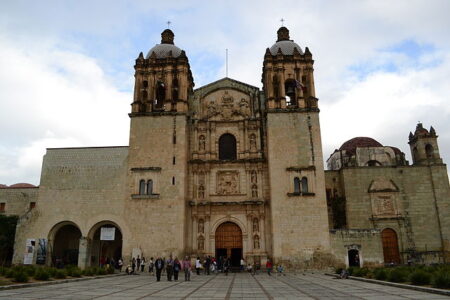 Templo Santo Domingo de Guzmán (Oaxaca de Juárez)